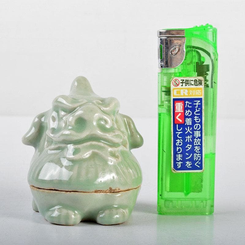 茶道具　青磁　獅子香合　時代箱付　V　R4534