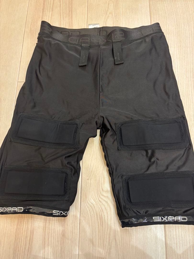 【美品】SIXPAD Powersuit シックスパッド　トップ＆ボトム セット