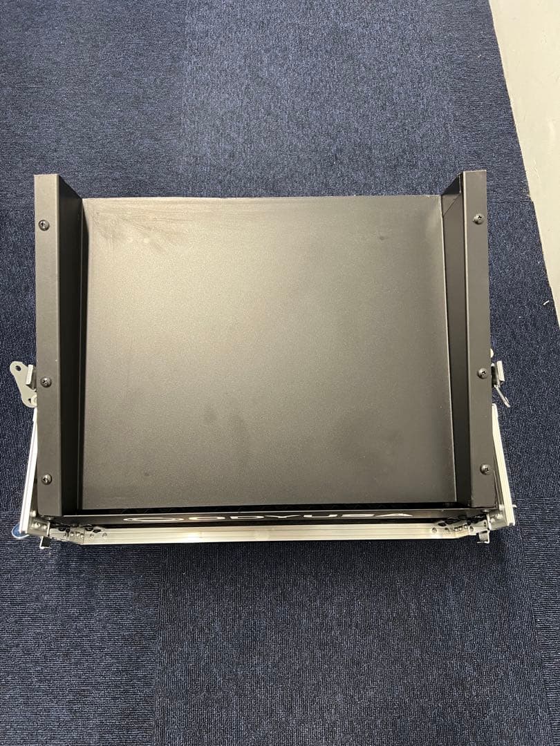 ODYS USA 中型アルミニウム収納ケース