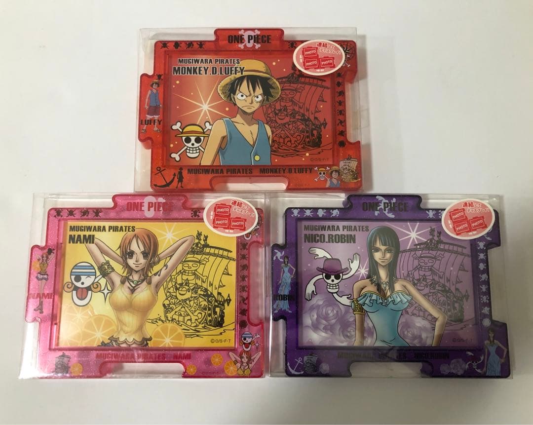 ワンピース　連結フォトフレーム　3点セット