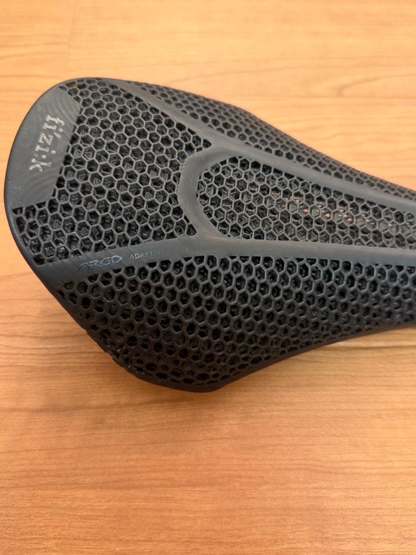 fi'zi:k ( フィジーク ) ARGO VENTO R1 ADAPTIVE