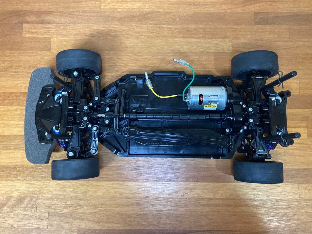 タミヤ　ラジコン　TT-02 イーグル模型　ダンパー付き