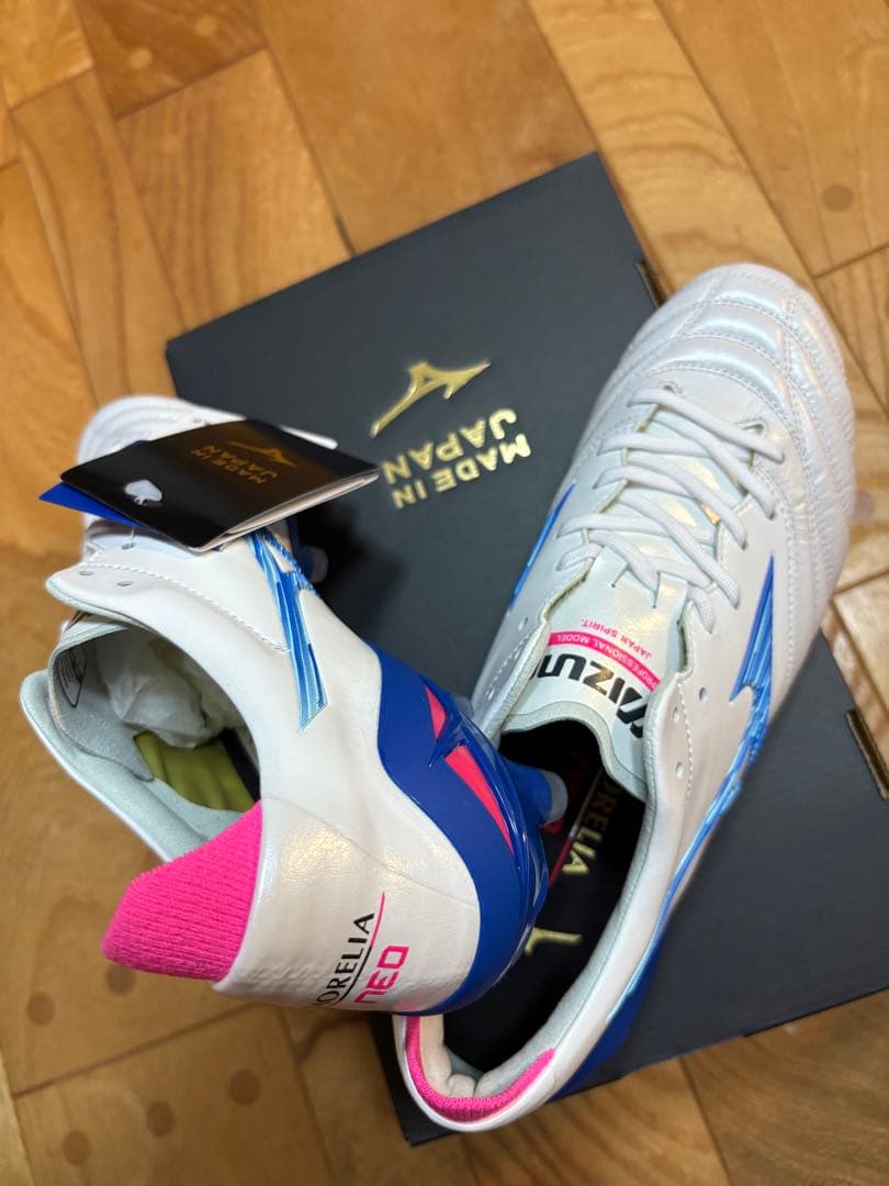 新品　レアサイズ　限定品　ミズノ　モレリア ネオ4 JAPAN 23.5cm