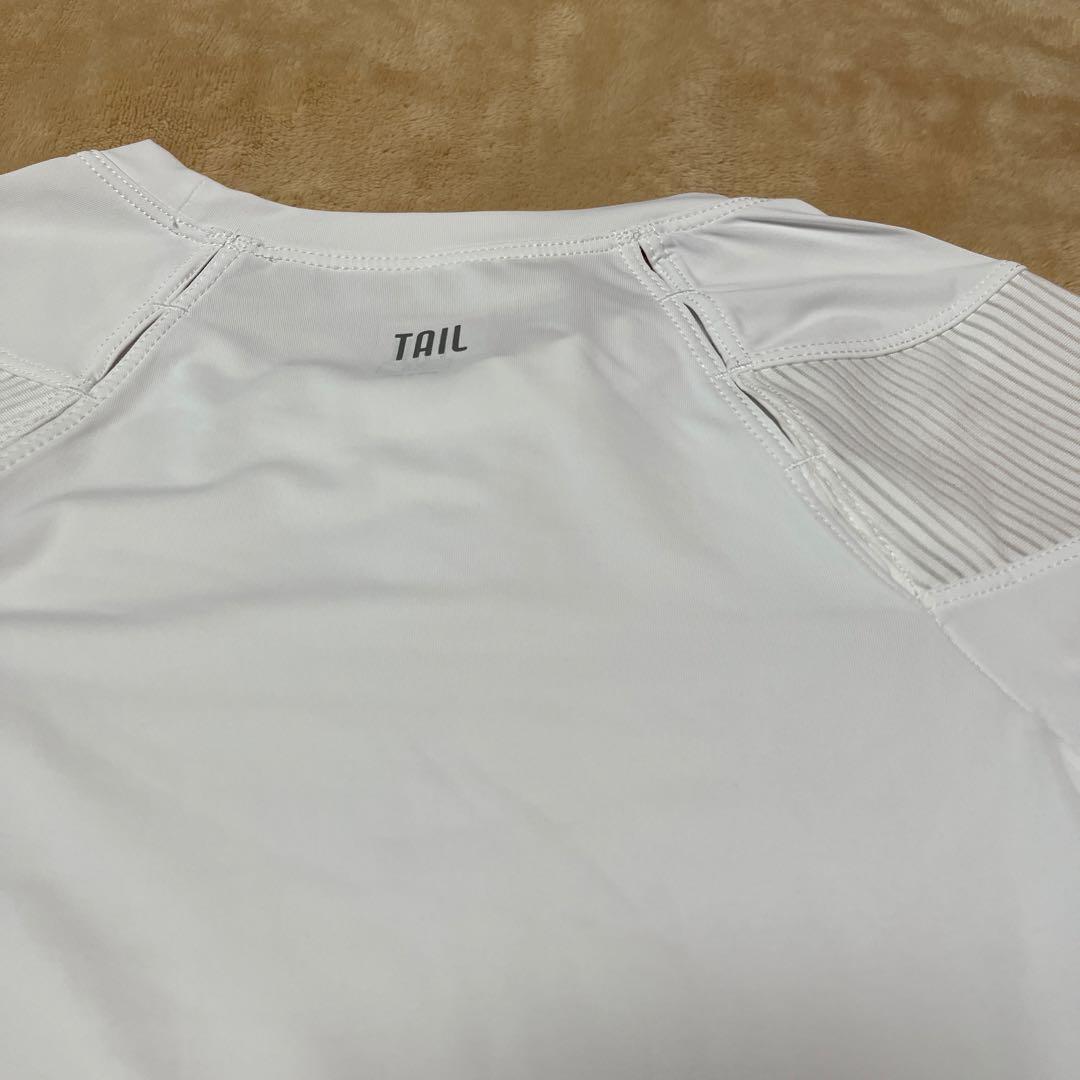 テイル　新品長袖シャツ　海外サイズXS