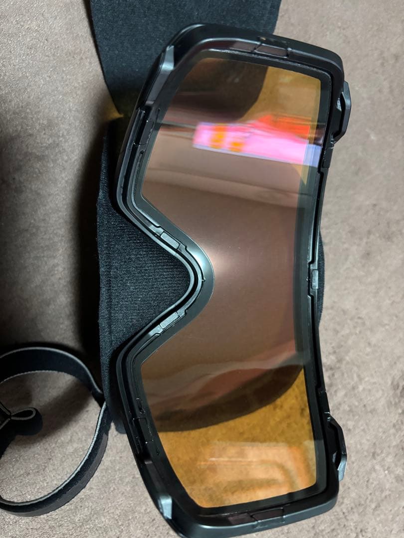 anon. m4. ゴーグルとフェイスガード2枚、ハードケースセット