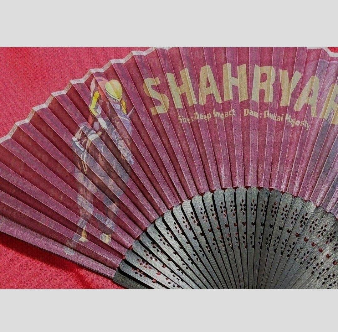 ◆　競馬　JRA　◆　シャフリヤール　◆キーホルダー　扇子他◆グッズ５種セット◆