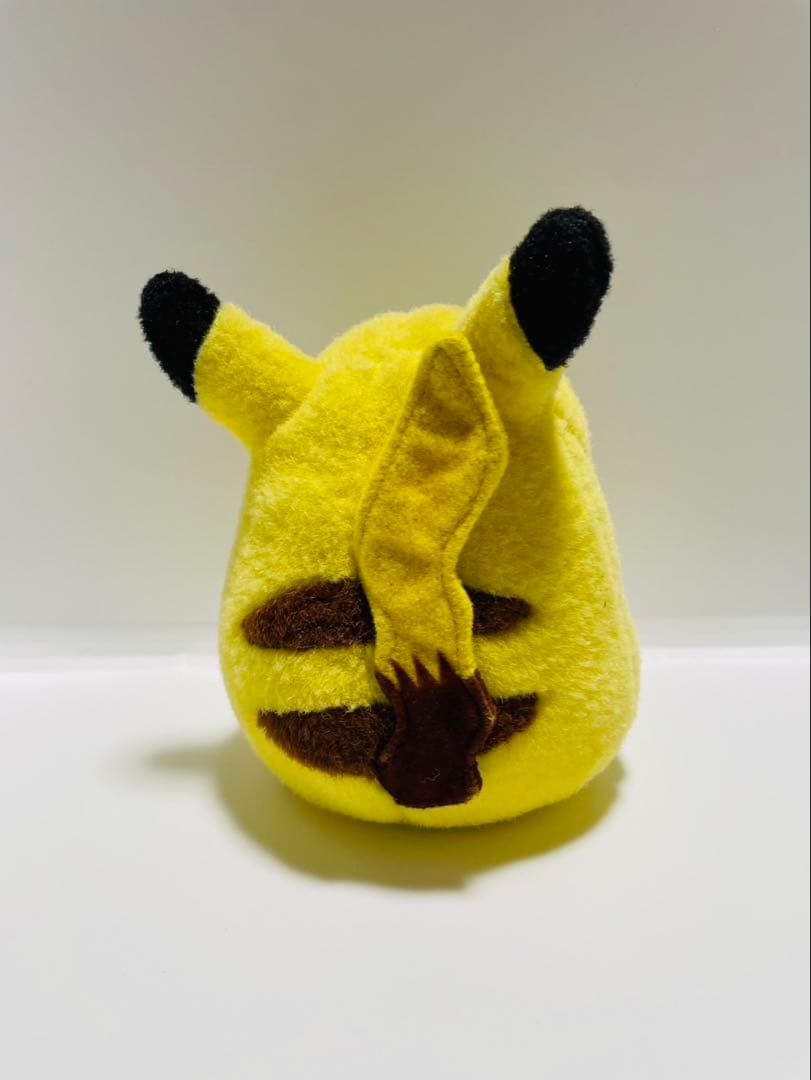 初代　ピカチュウ　ぬいぐるみ　TOMY