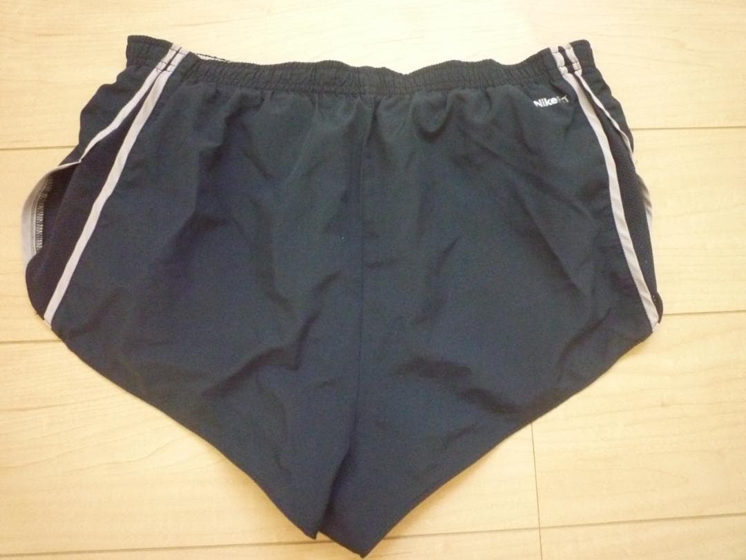 NIKE ランニングシャツ・パンツ2点＋パンツ1点 M・L 上下