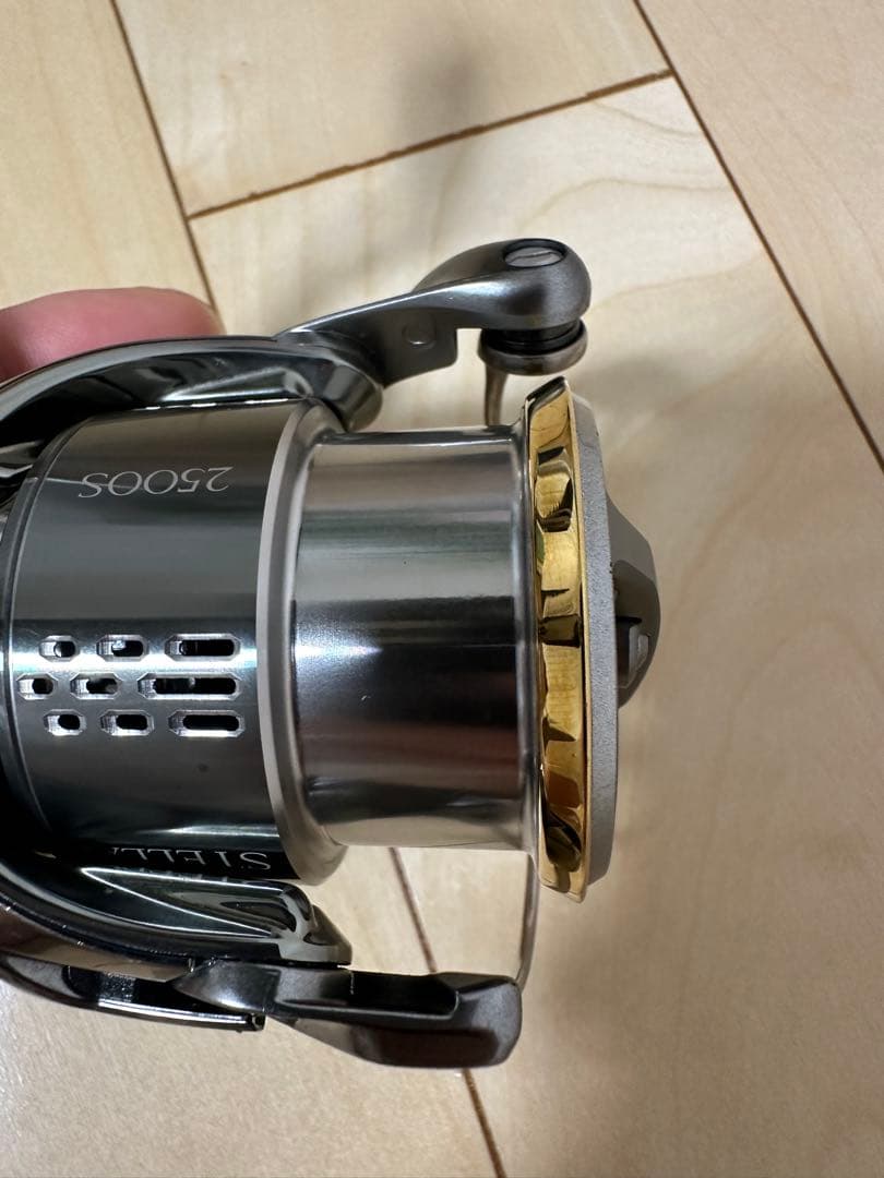 リール 18 STELLA 2500S