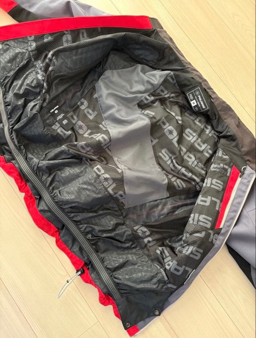 ポラリス スノーモービル ウエア