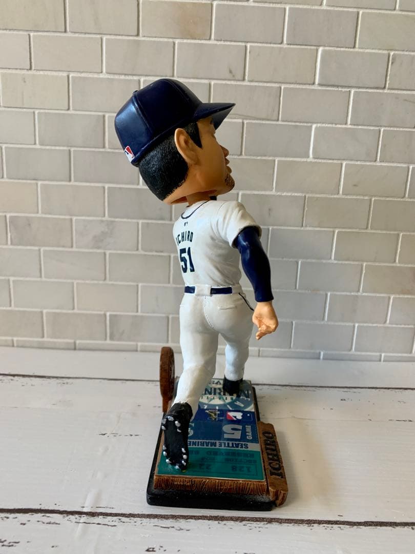 イチロー　ボブルヘッド 5,000体限定　マリナーズ永久欠番51 殿堂入りMLB