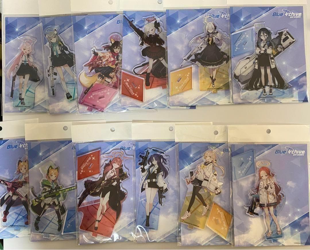 ブルーアーカイブ 韓国限定 ANIPLUS アクリルスタンド　ブルアカ