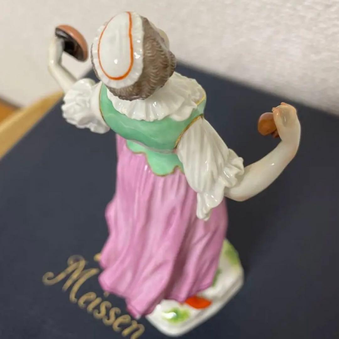 ＊ケンドラー＊コロンビーヌ＊高さ１４cm・左手の一部に綺麗な修復あり・マイセン・