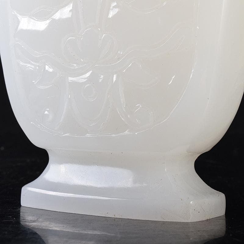 中国　玉石白玉彫刻　隻耳活環　飾壷　V　R7969