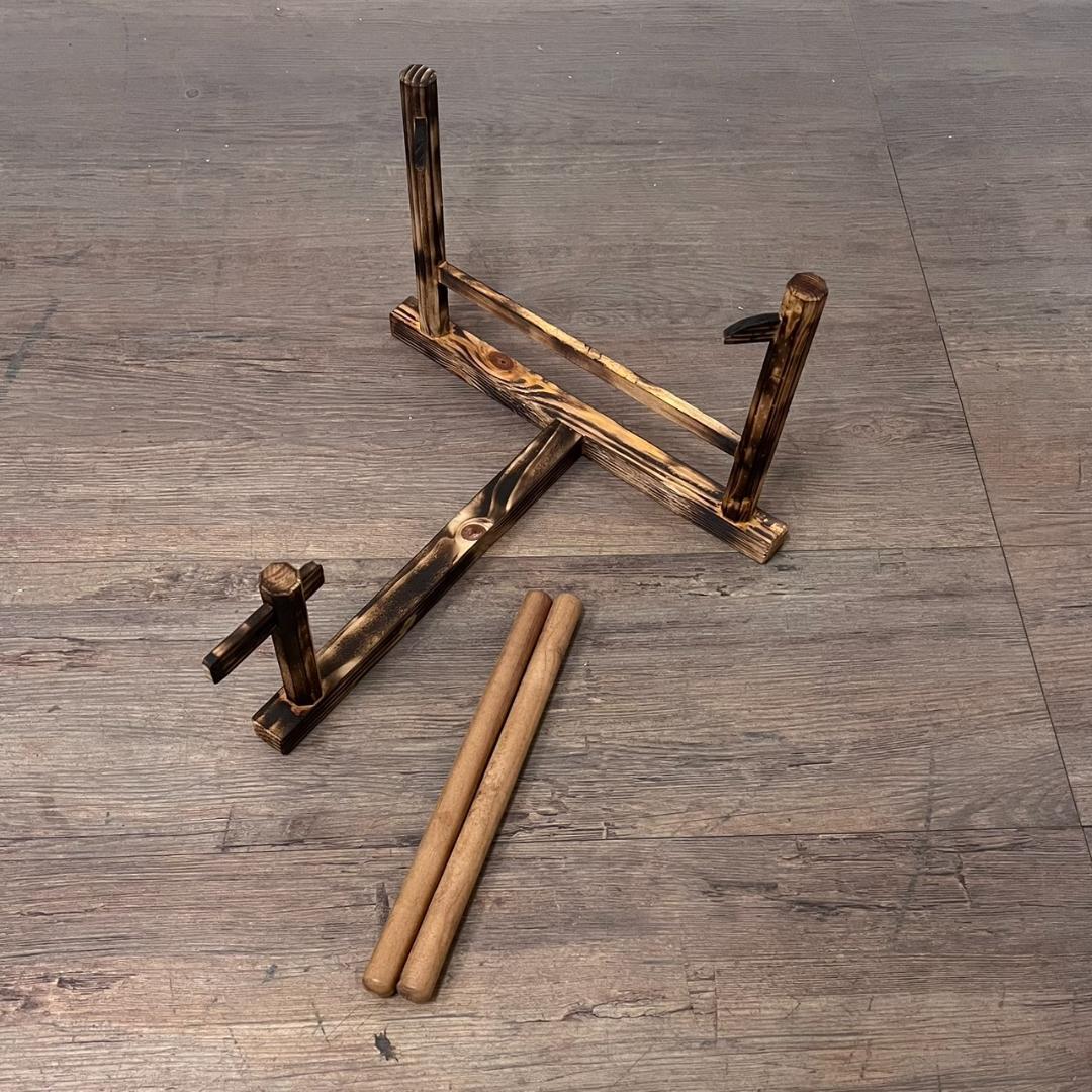 【新品】【蔵出し】締め太鼓 牛革 和太鼓 バチ付 台付 平太鼓 入門用