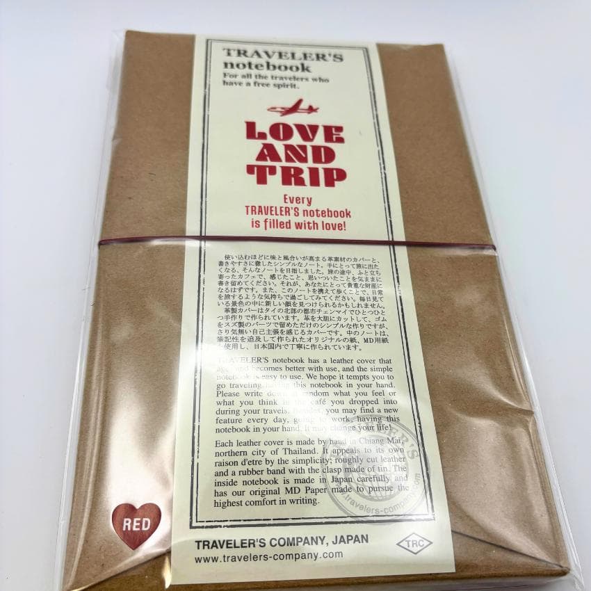 新品トラベラーズノート LOVE AND TRIP レギュラーサイズ　レッド 赤
