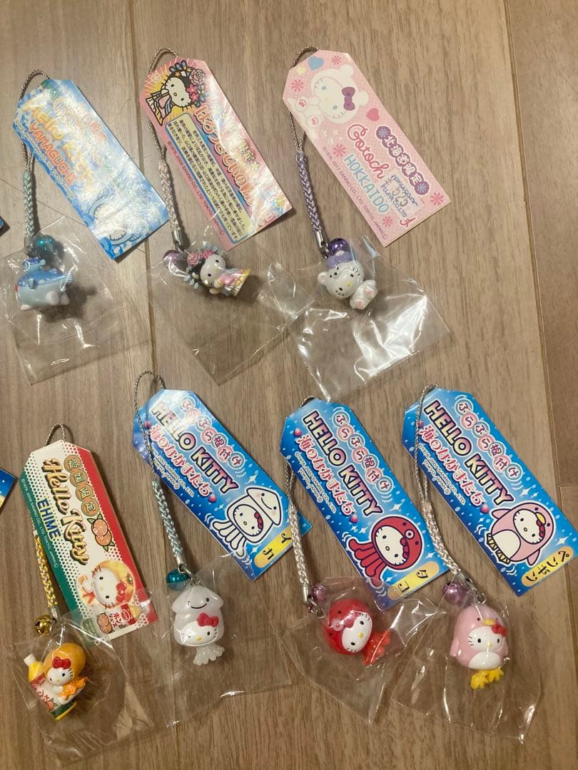 ハローキティ 根付ストラップ　ファスナーマスコッ15個セット