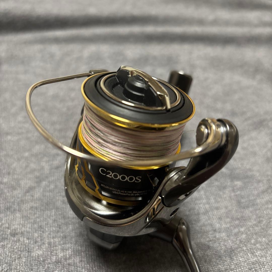 20ツインパワー C2000S スピニングリール