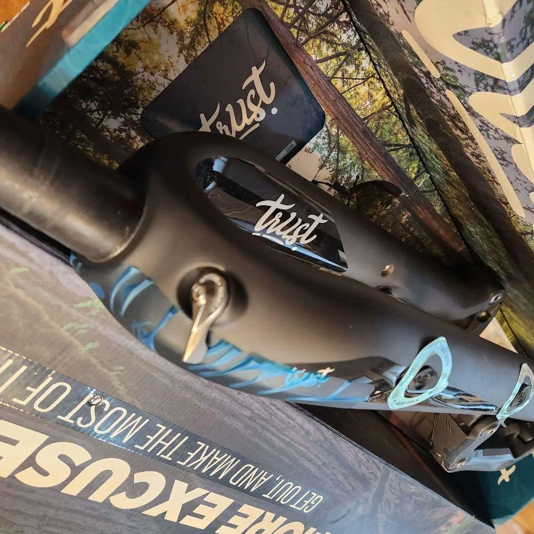 最高級 新品未使用 Trust message サスペンションフォーク