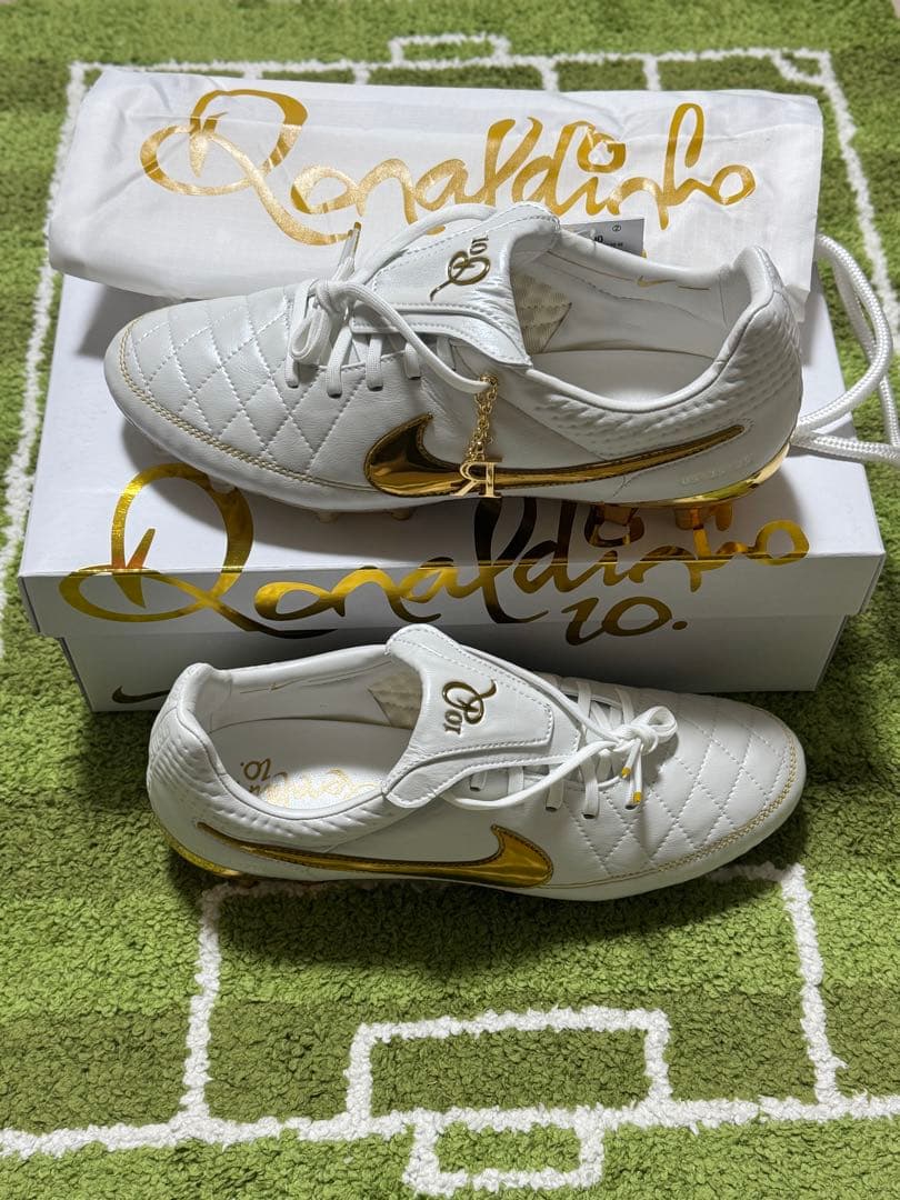 Nike TiempoLegend ロナウジーニョ ティエンポ新品