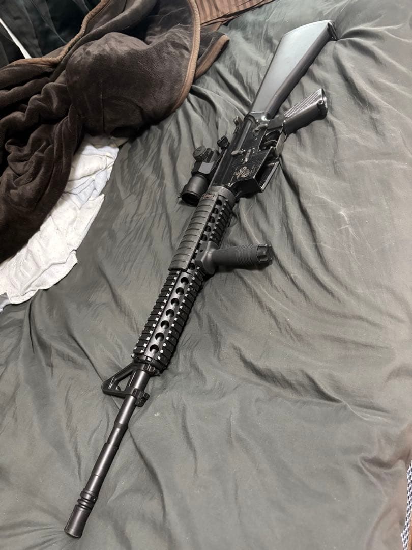 2*z様 東京マルイ M4 スタンダード電動ガン