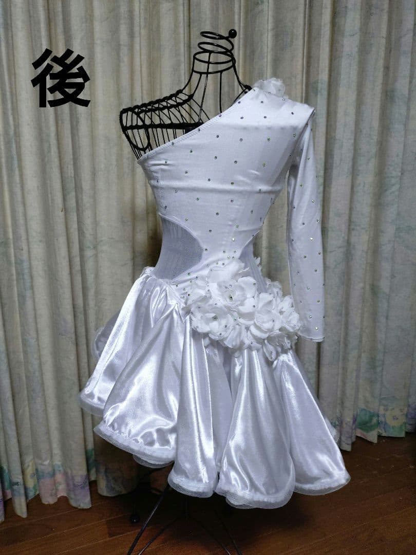 ホワイトサテン風社交ダンスドレスXSサイズ
