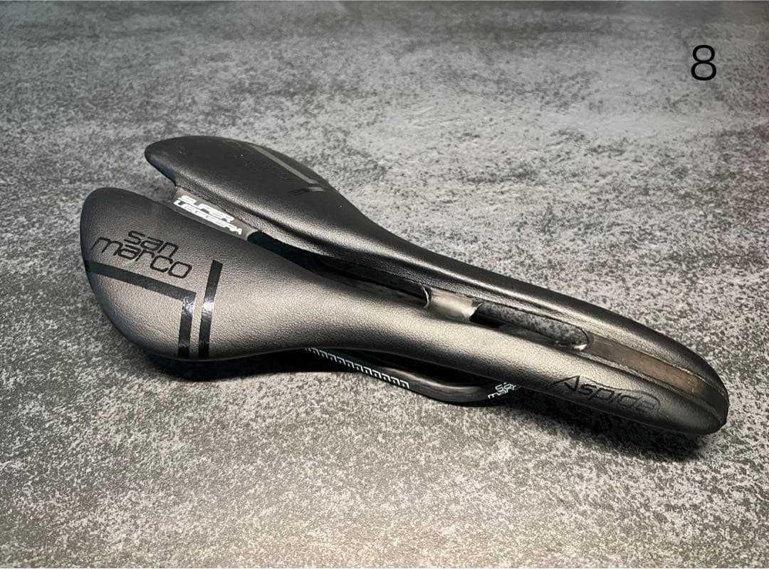 セラサンマルコ　アスピデ　スーパーレッジェーラ カーボンサドル　超軽量　　決戦用