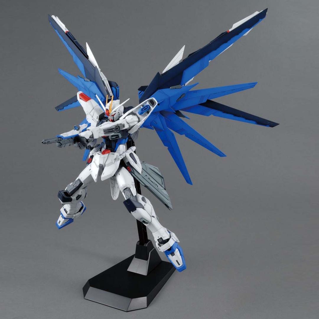 【2品セット】MG フリーダムガンダム 2.0／ジャスティスガンダム【新品】