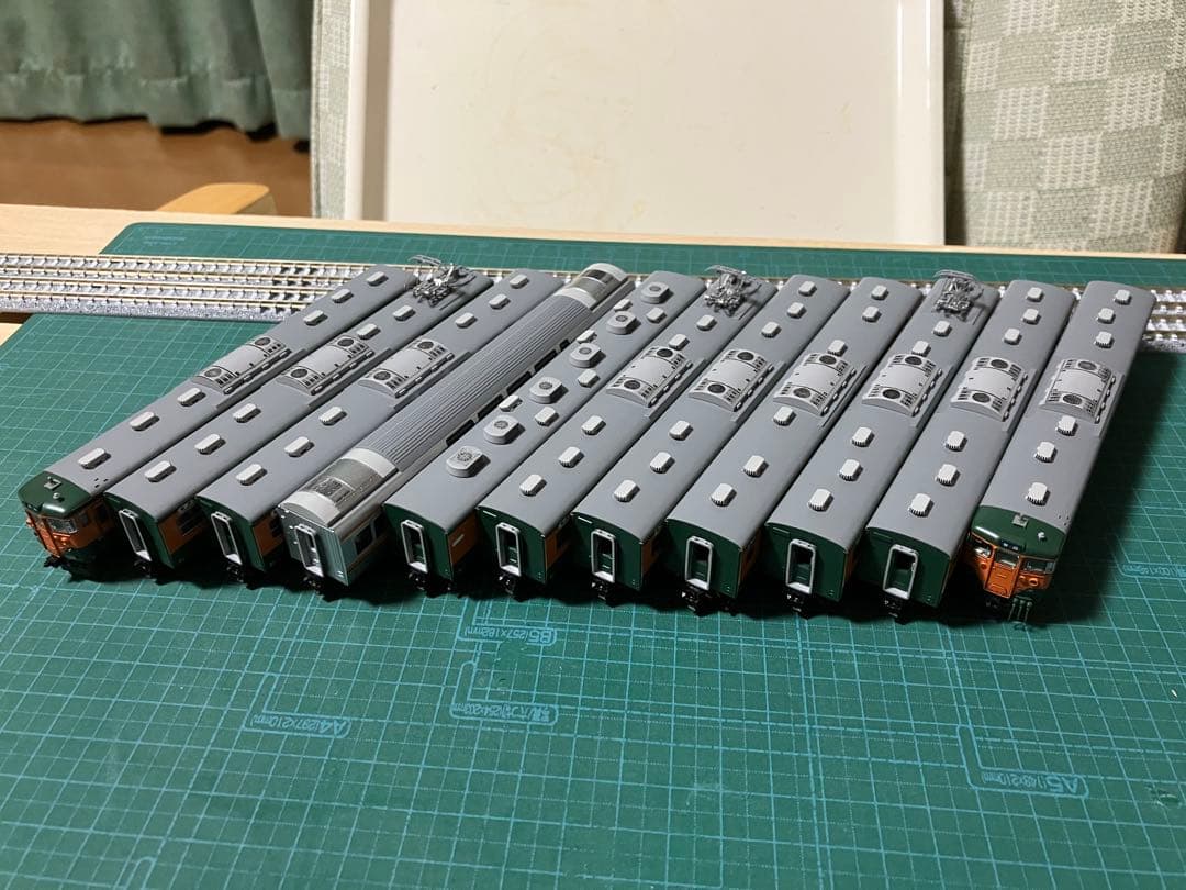 a*a様 KATO 113系湘南色11両 通電カプラー付 墨入れ 2024年ロッ