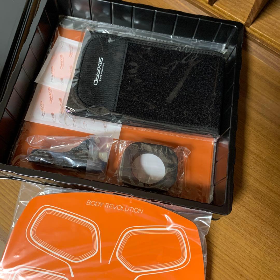 未使用⭐︎SIXPAD Abs Fit 2 EMSトレーニングデバイス