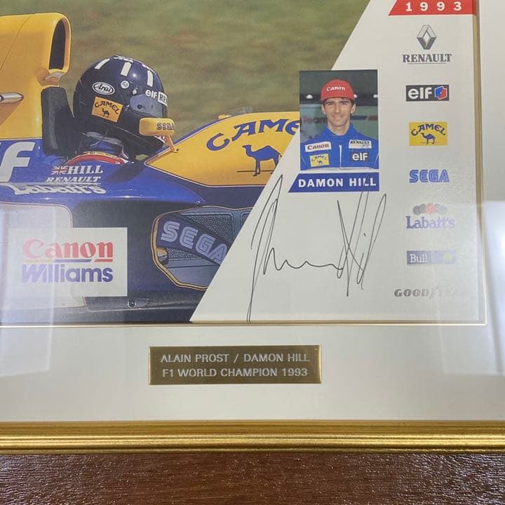 F1ワールドチャンピオンアランプロストとデイモンヒル額付きサイン