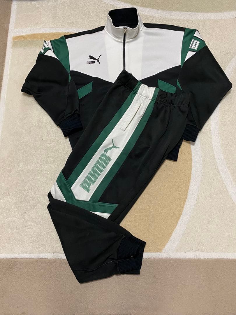 読売ヴェルディモデル　PUMAトラックスーツ