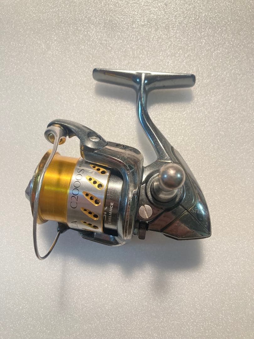 シマノ 07ステラ C2000S ハンドル無し