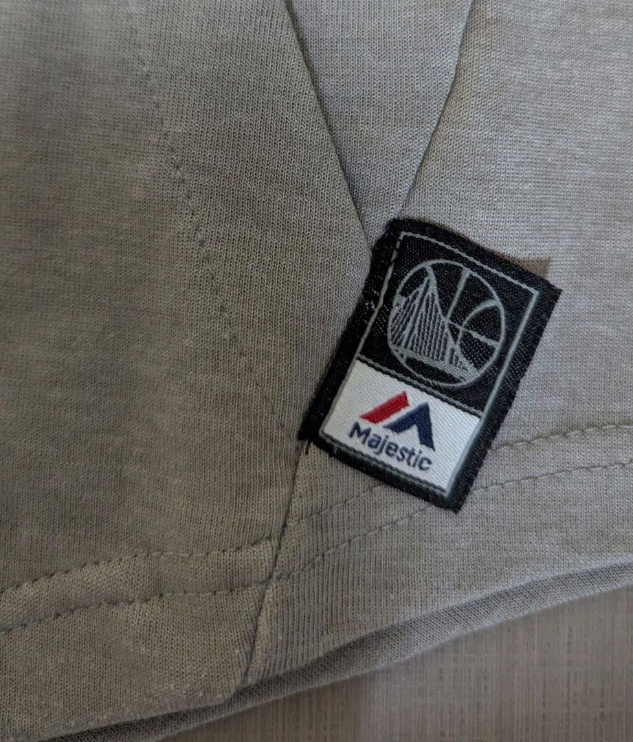 Majestic WARRIORS フーディウォームアップウェア