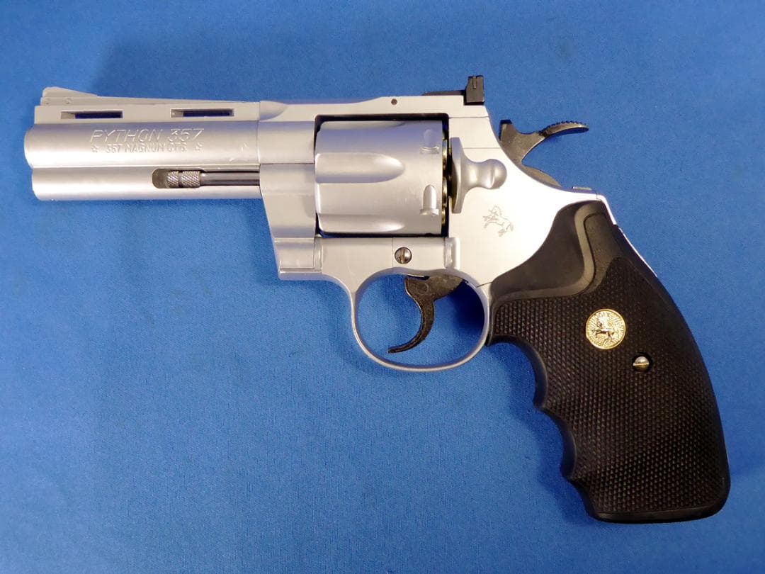 東京マルイ/ガスリボルバー/コルトパイソン.357マグナム 4インチ/18才用
