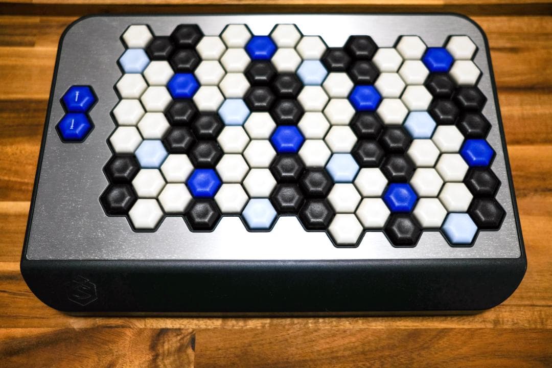 C-Thru Music AXiS-49 MIDIコントローラー