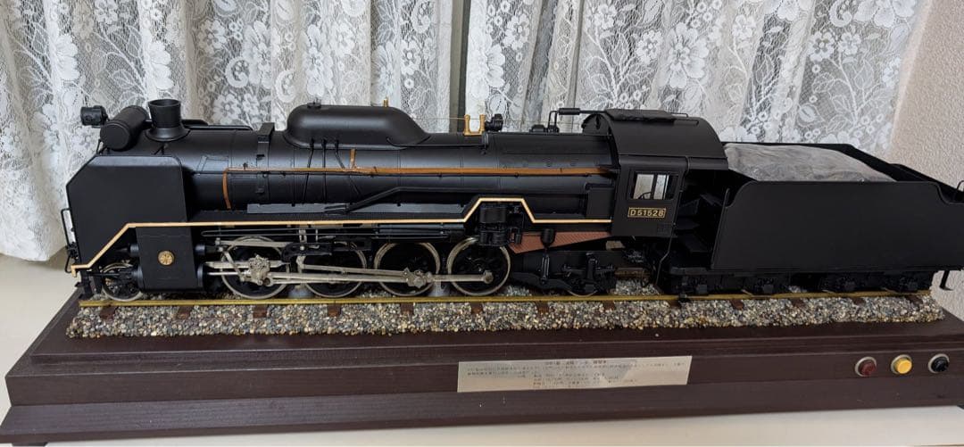 D51型加熱テンダー機関車モデル