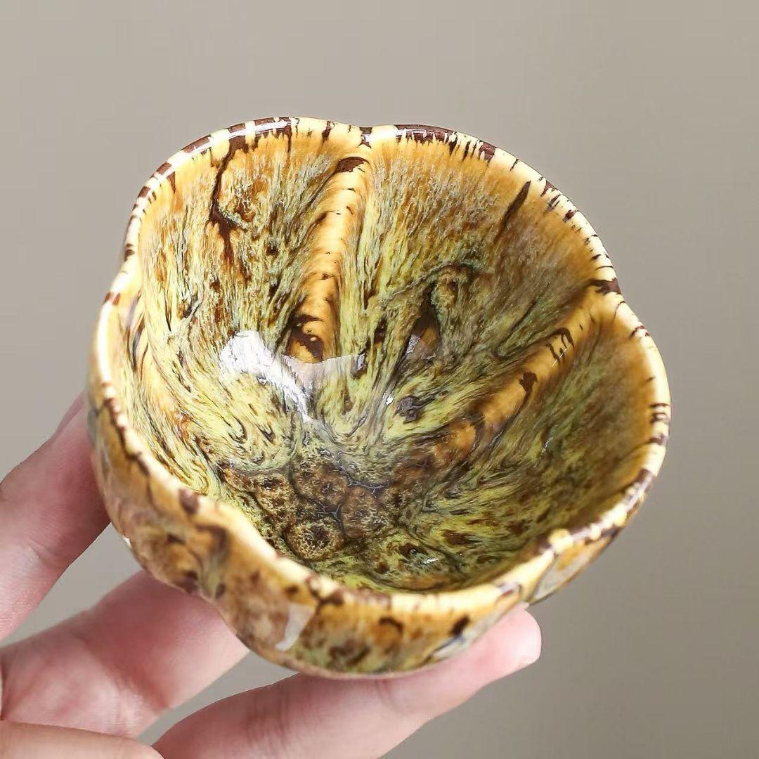 陶器製貝殻型小物入れ