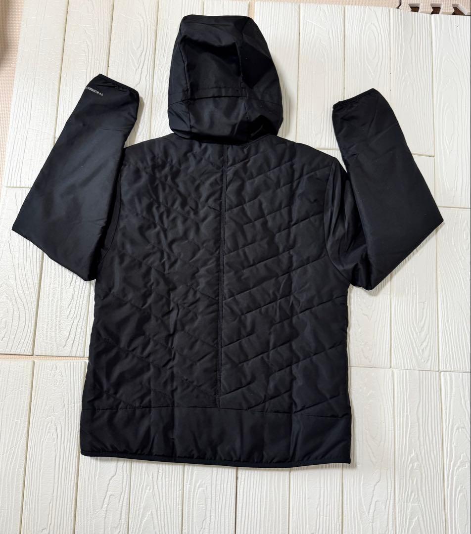 ナイキ ランニングジャケット　中綿ジャケット　メンズ　M 黒　パーカー　フード