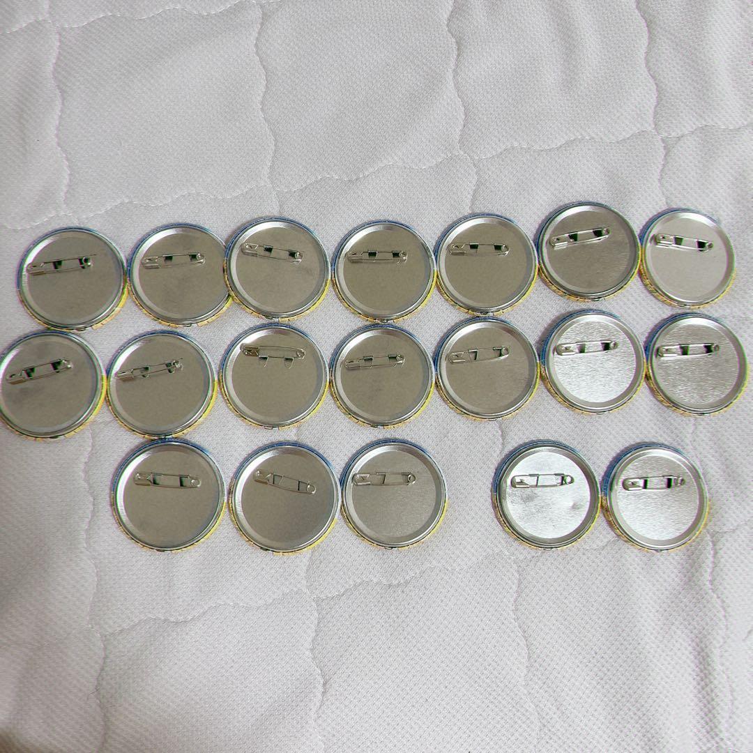 すとぷり るぅと 君と僕のストーリー 19個セット売り 缶バッジ