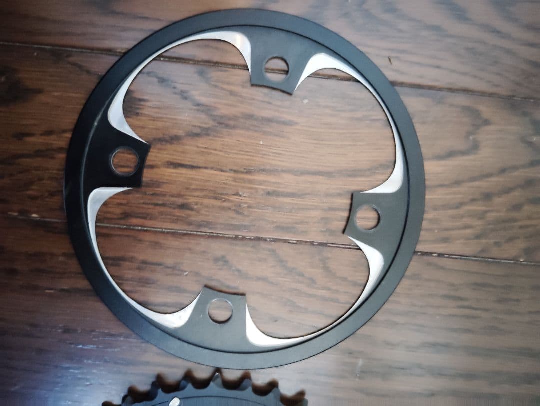 新品SRAM 10速対応 38T PCD104 チェーンリング &バッシュガード