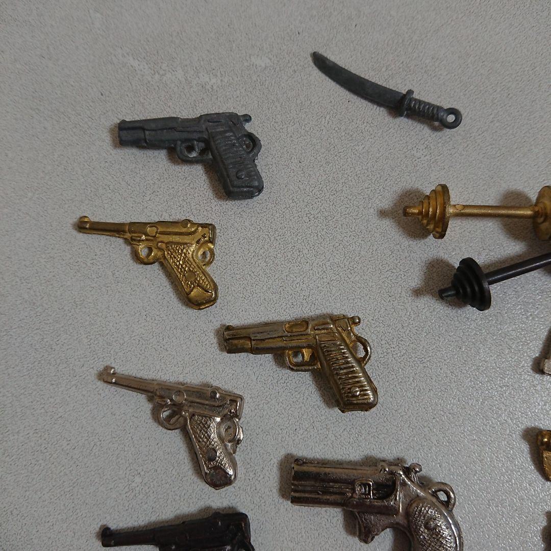 ◇当時もの 超貴重 昭和レトロ 昔の20円 ガチャガチャのおもちゃ、おまけ