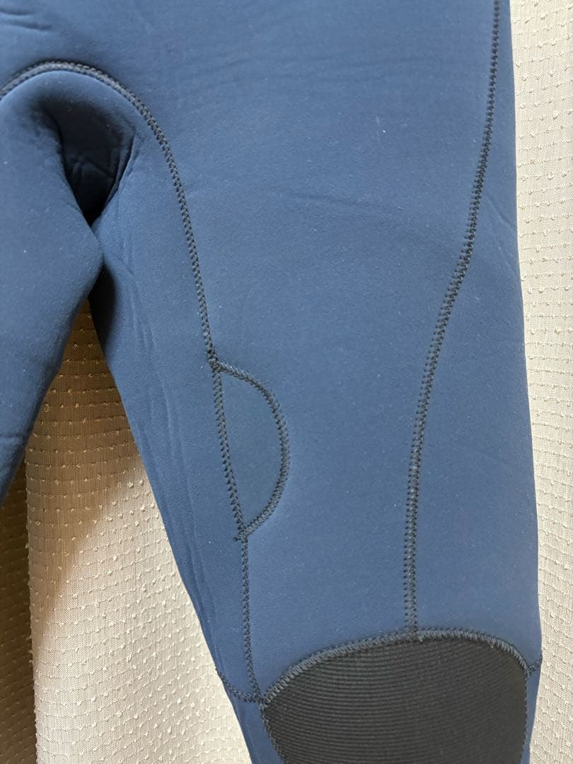 DELPHI（デルフィー)3×2mm フルスーツ レディース Mサイズ 相当