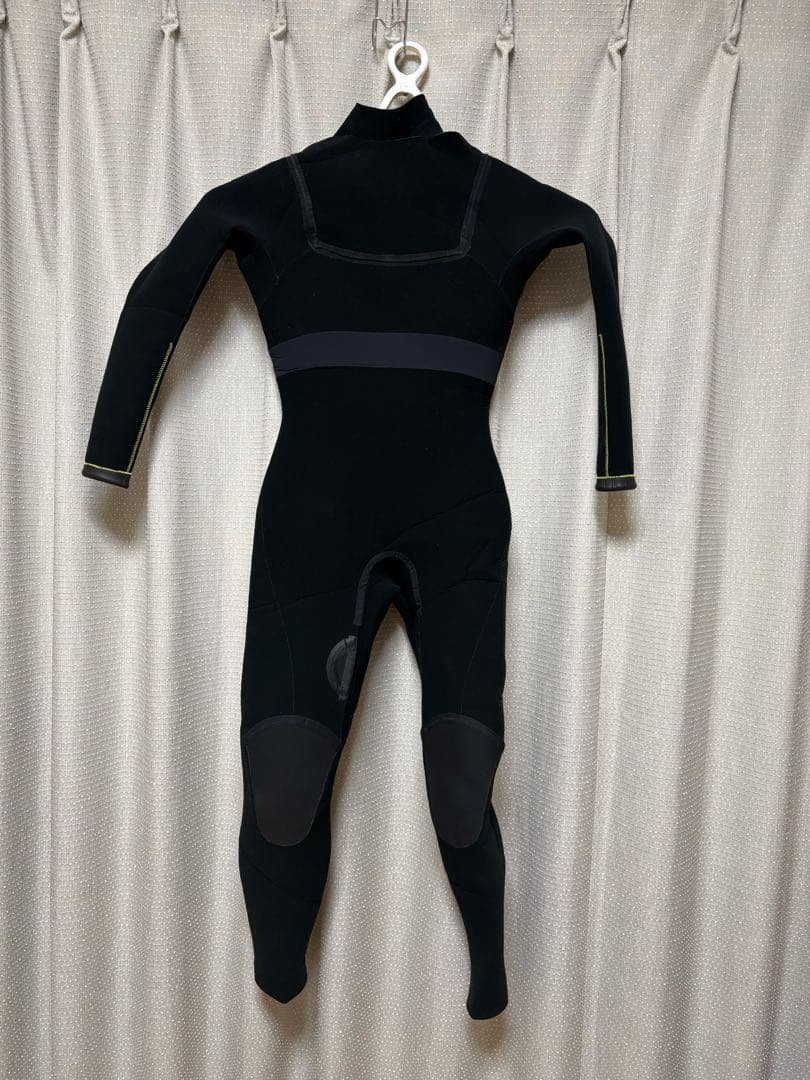 DELPHI（デルフィー)3×2mm フルスーツ レディース Mサイズ 相当