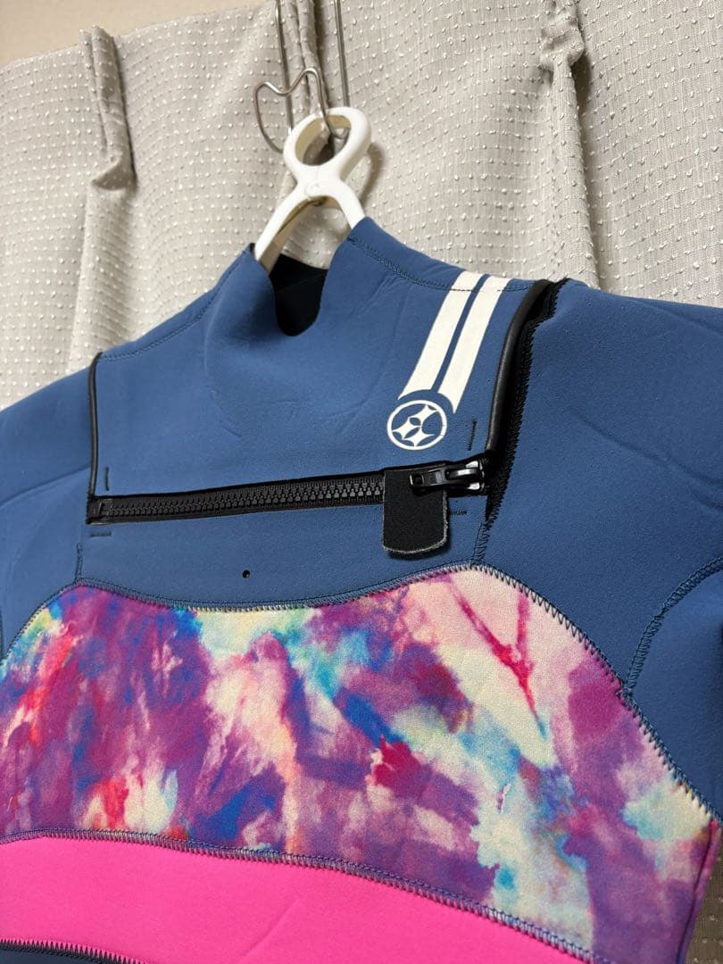 DELPHI（デルフィー)3×2mm フルスーツ レディース Mサイズ 相当