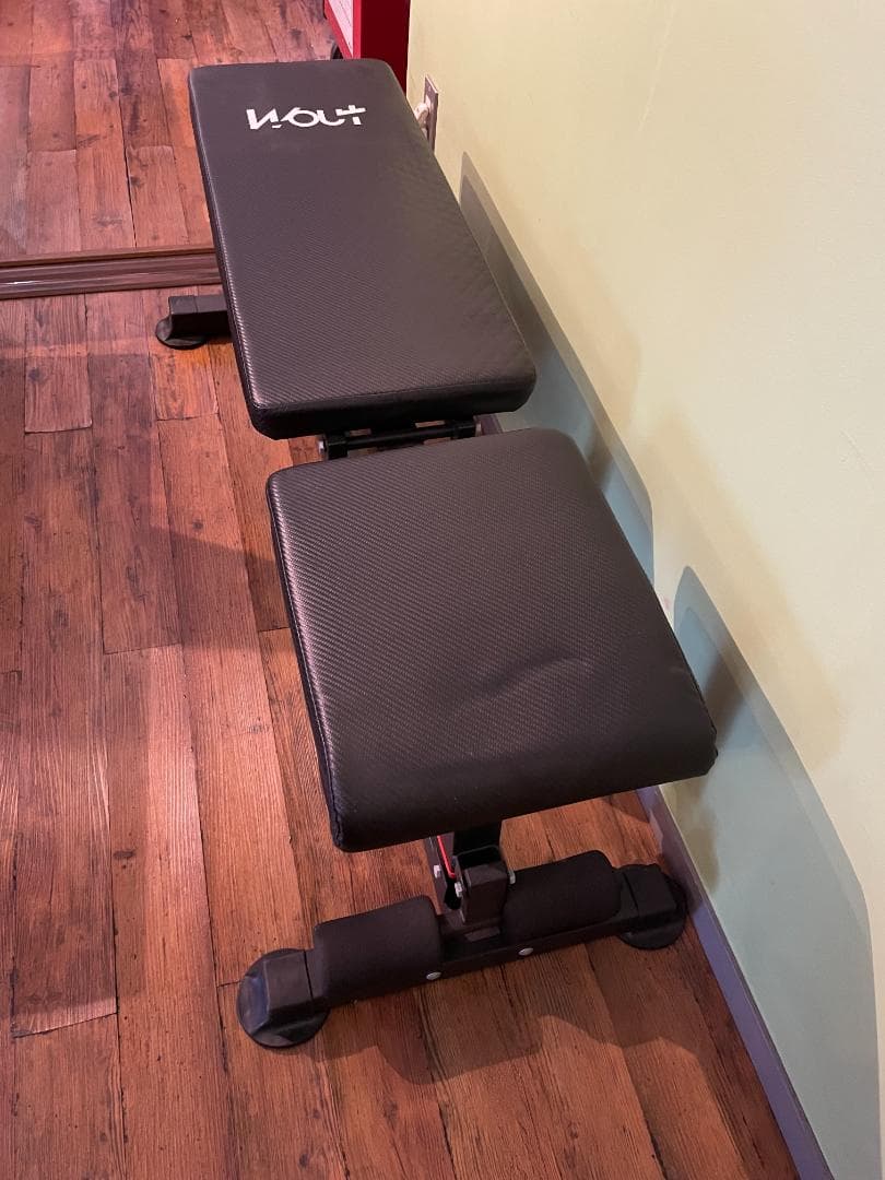 WOUTトレーニングベンチ＆ダンベル