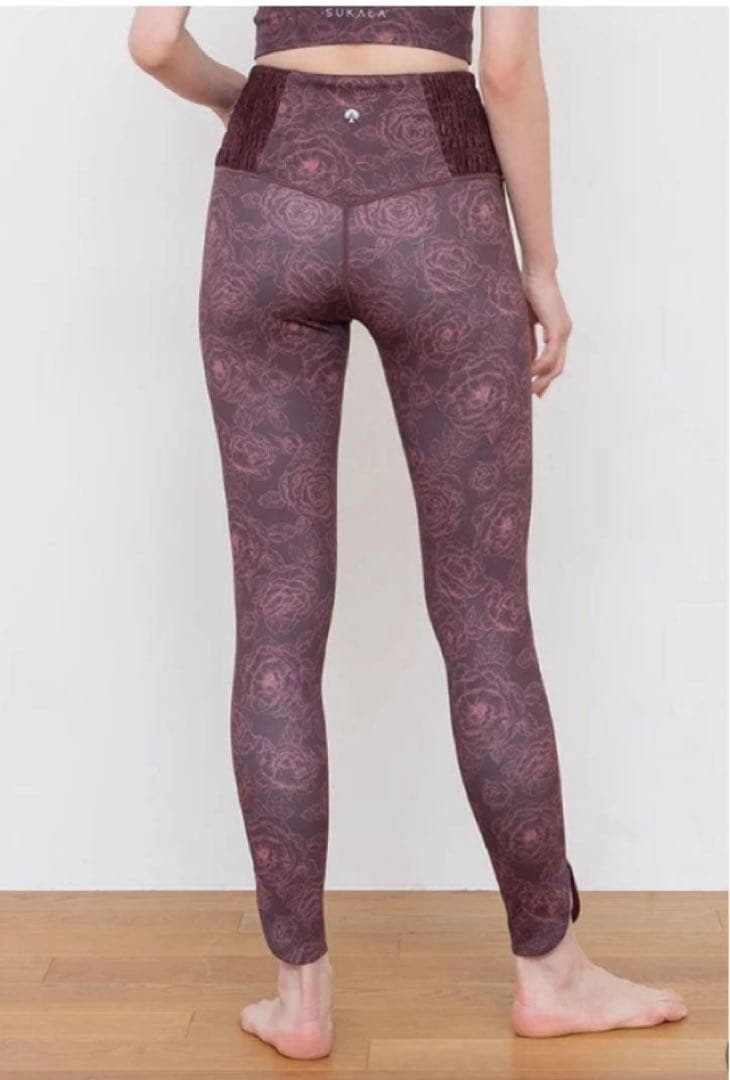 スカーラ sukala フラワートップス＆レギンス セットアップ L/M