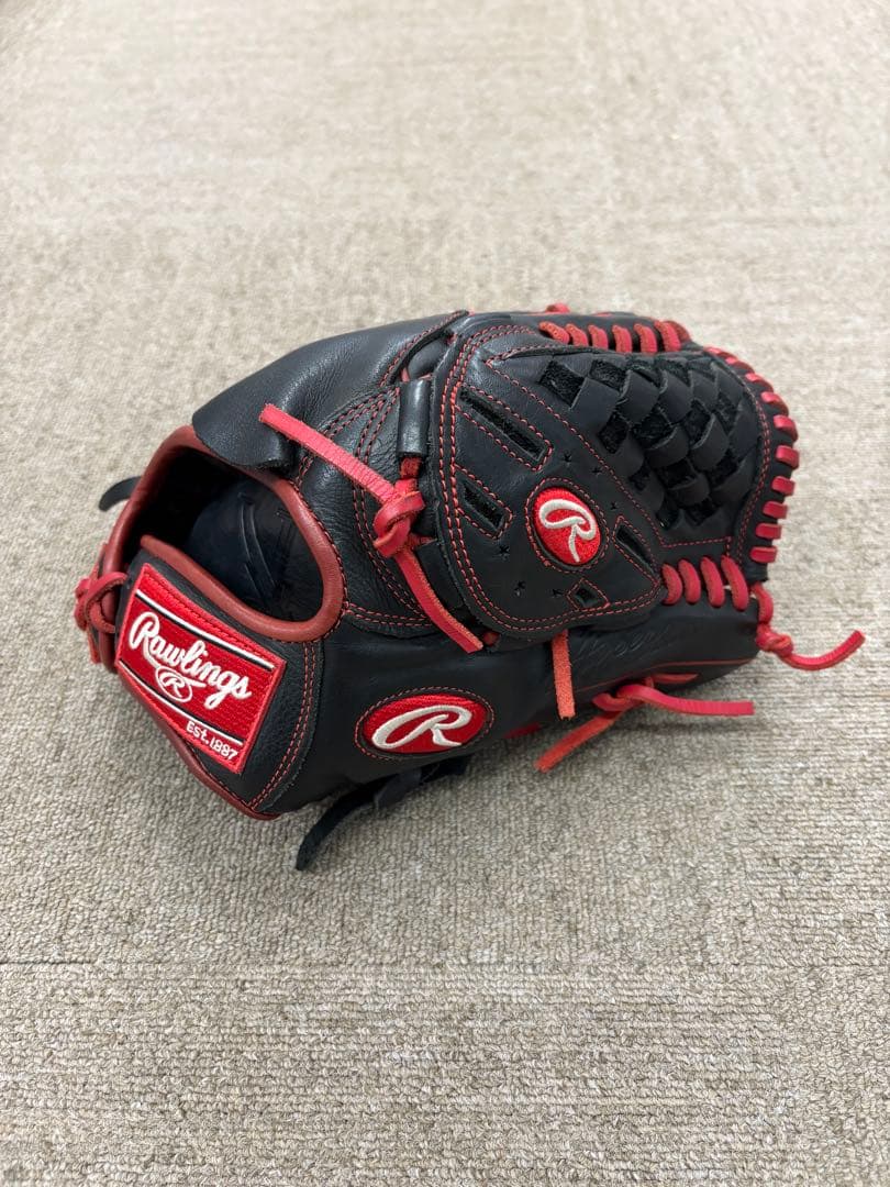【極美品】Rawlings 軟式グローブ 黒/赤 大人用　ピッチャー用 純正品