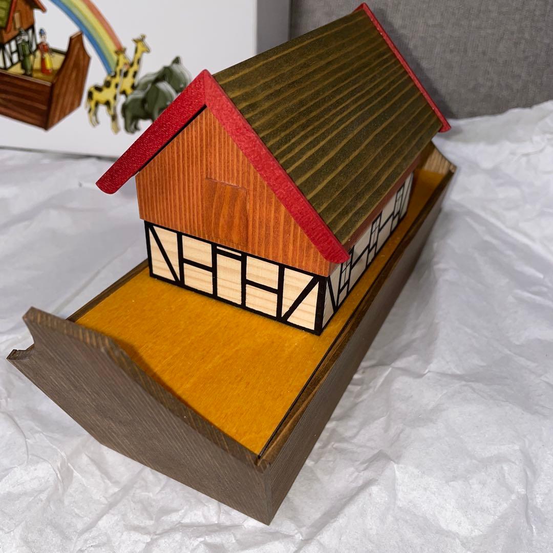 クリスチアン・ヴェルナー　ノアの方舟 木製 置物 ドイツ製