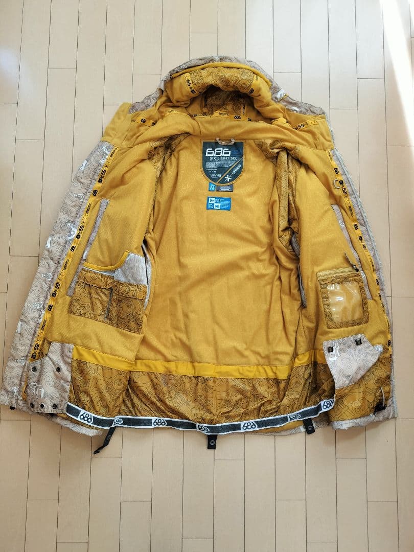 美品！NEW ERA 686 スノージャケット